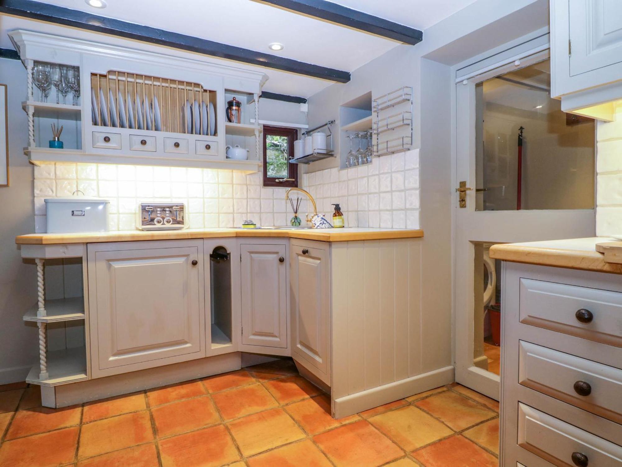 4 Trenhaile Terrace Holiday home *